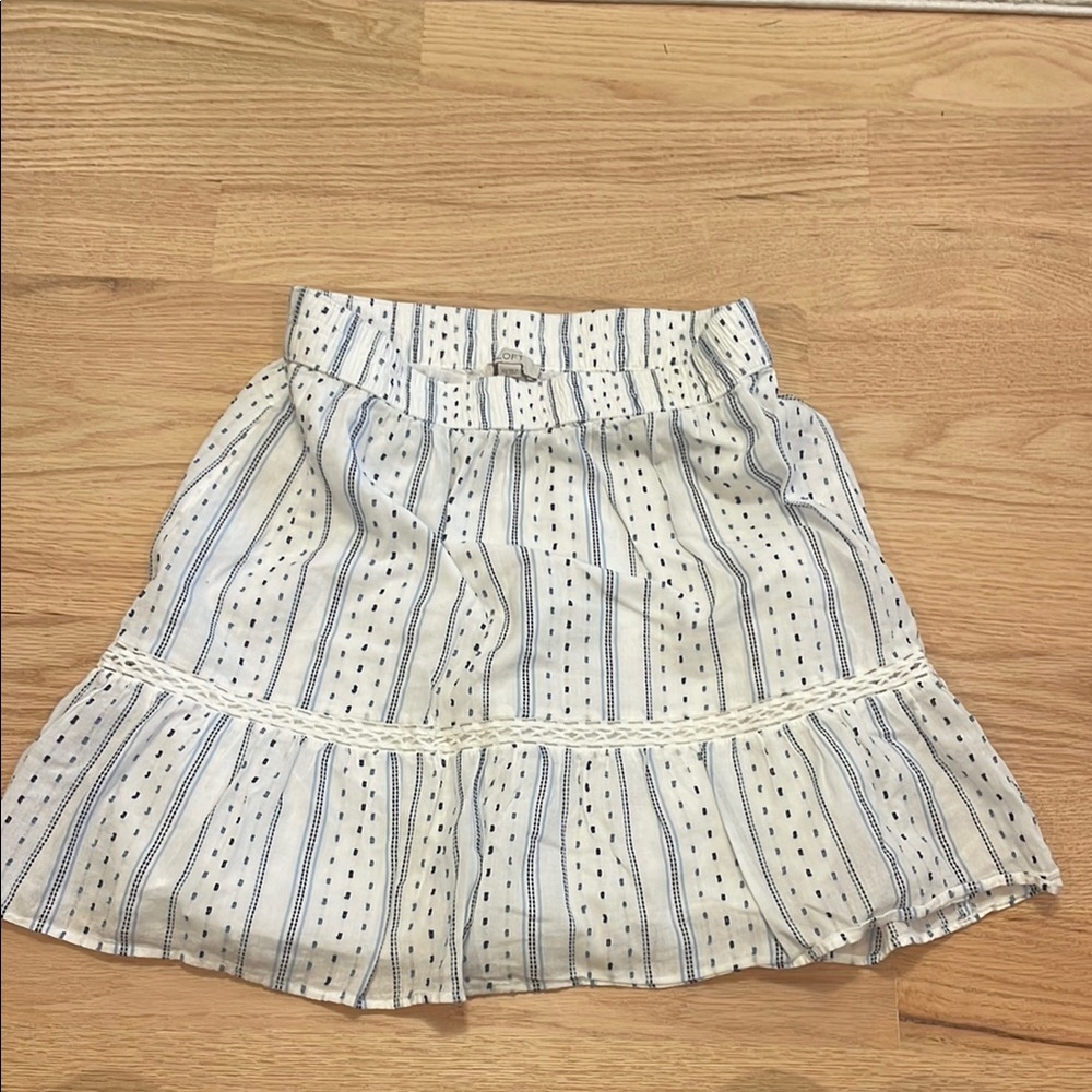LOFT White and Blue Bubble Mini Skirt with Ruffled Smocked Design